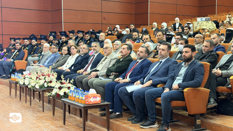 تخريج دفعة من طلاب دبلوم التمريض في جامعة حلب