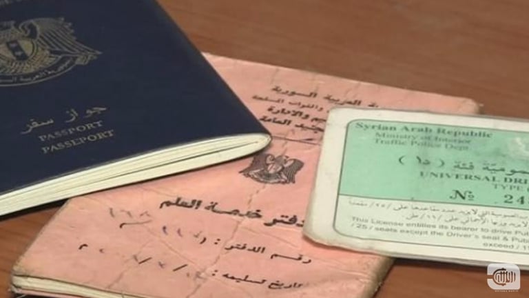 وثائق لاجئين سوريين محتجزة لدى السلطات الأردنية!