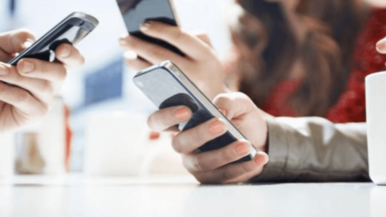 تركيا.. تمديد فترة تسجيل أجهزة الخليوي التي يدخلها المسافرون