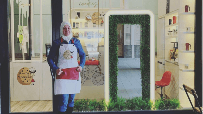 أسرار السعادة في قطعة كوكيز: لارا البرازي تروي قصتها مع 'Mommy Cookies'