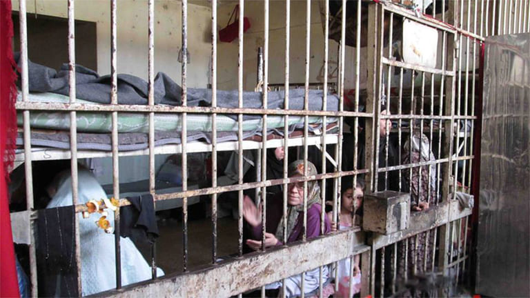 تقرير: مقتل 28 ألف سورية وآلاف حوادث العنف الجنسي منذ 2011